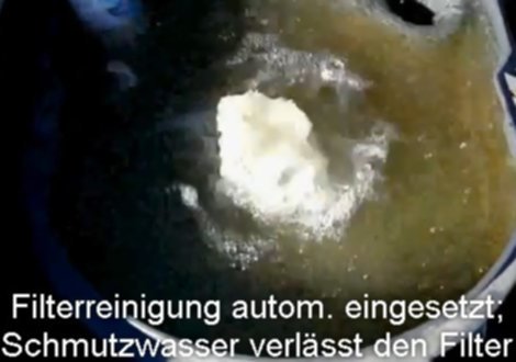 Der Calictus Automatic Teichfilter im Reinigungszyklus